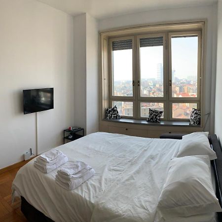Appartamento Monolocale con vista su Milano Esterno foto