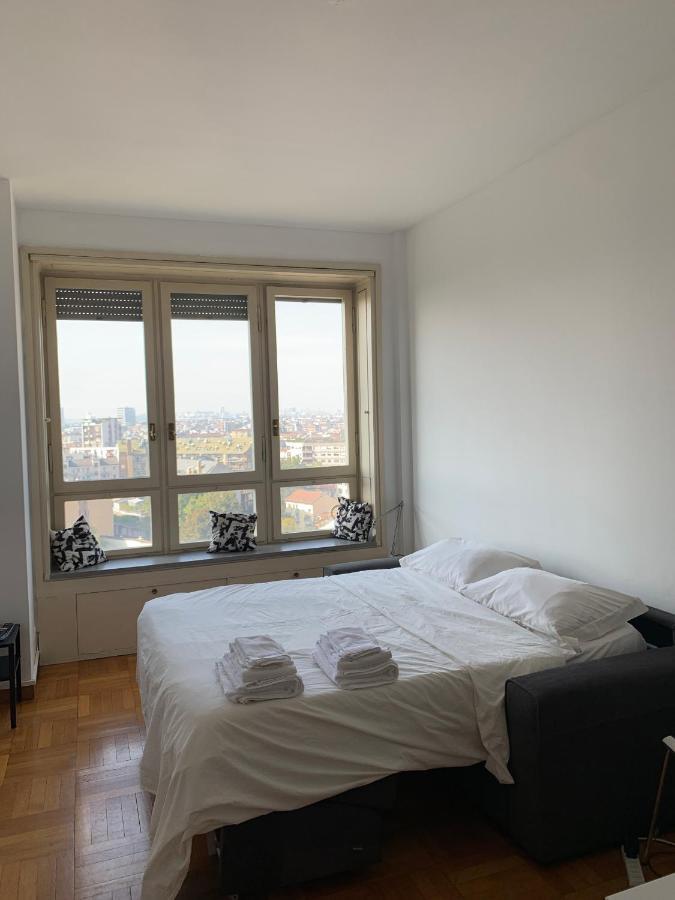 Appartamento Monolocale con vista su Milano Esterno foto